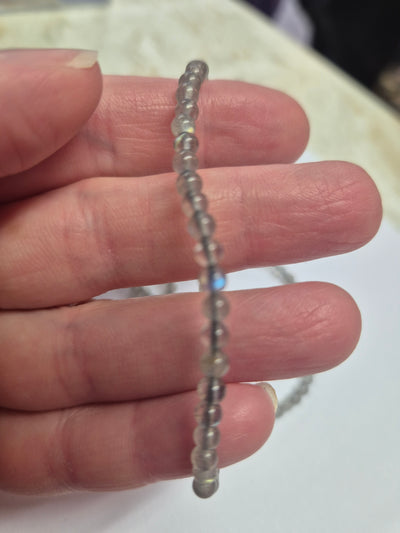 Armband labradorit små runda pärlor 4mm