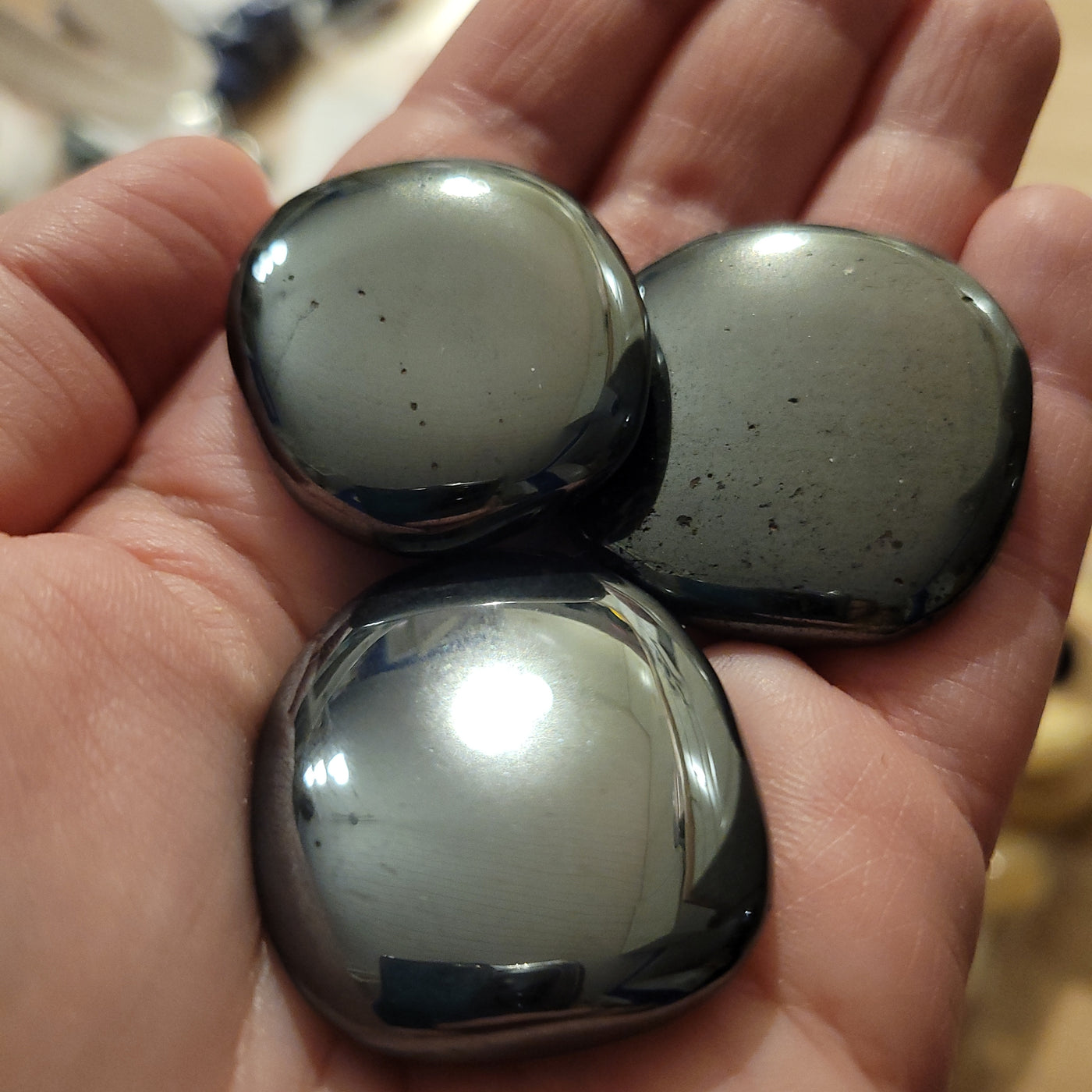 Hematit - worry stone / thumb stone